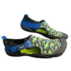 Newtz Water Shoes Youth Size 4/5 Women’s 8 Blue Shark Print Aqua Beach Swim Pool